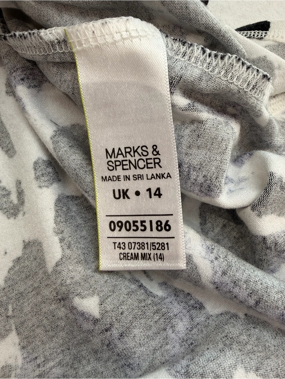 Women's Top Black White Purple UK 14 US 10 Medium - Picture 4 of 5